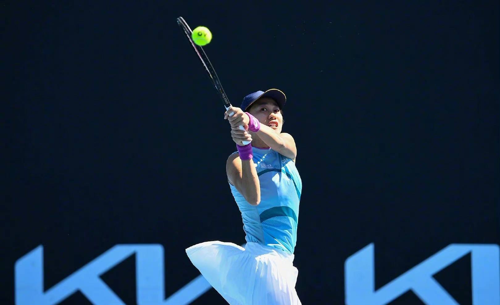 合中扮演了 合中扮演了